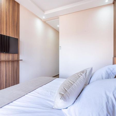 New! Superbe Appartement A Majorelle,Terrace,Iptv. Marrakesh Exteriör bild